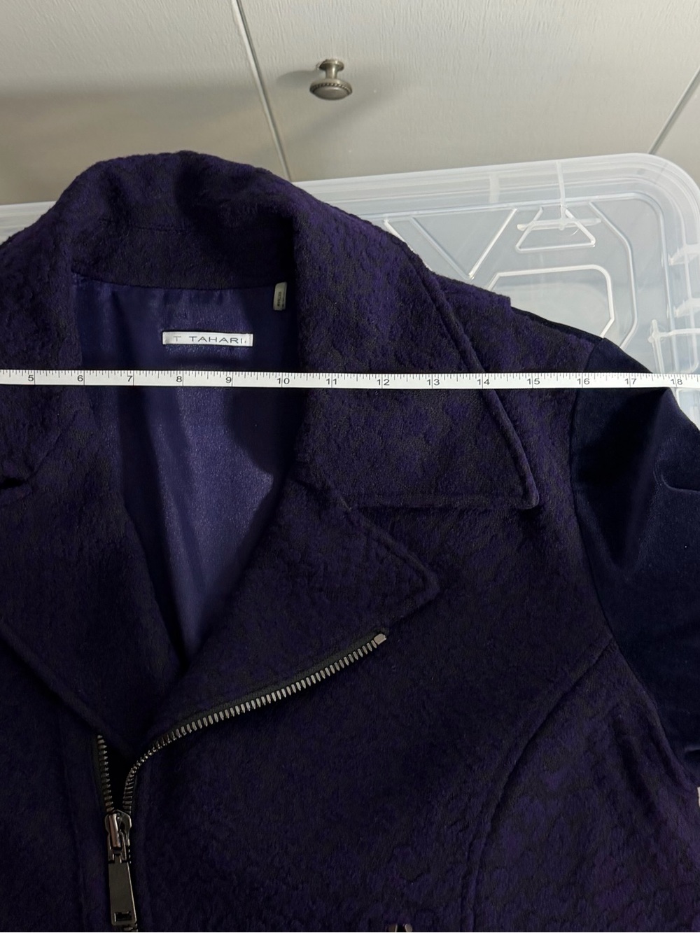 T Tahari Motto Style Wool Blend Velvet Sleeve Jacket Purple Size 12 - Picture 14 of 16